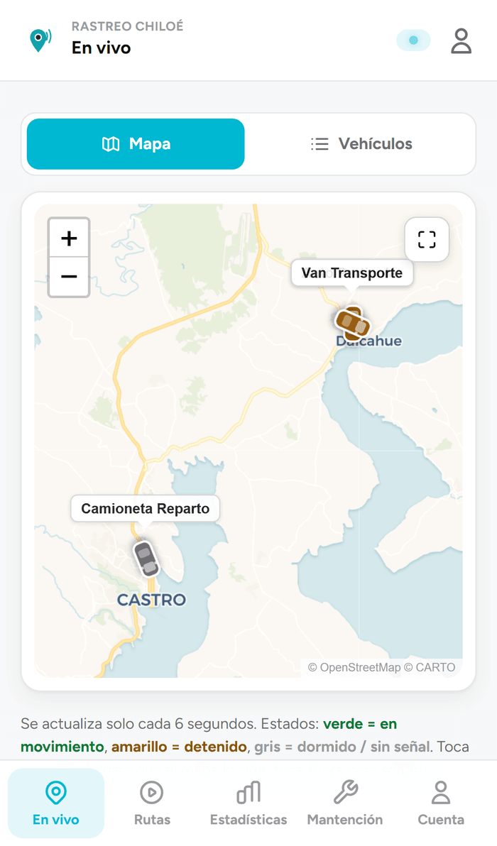 App Rastreo Chiloé mostrando el mapa en vivo con vehículos en la Isla de Chiloé